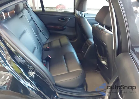 2006 BMW 325Xi z USA, uszkodzony, nr VIN WBAVD13596KV08615